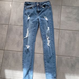 Aero distressed denim